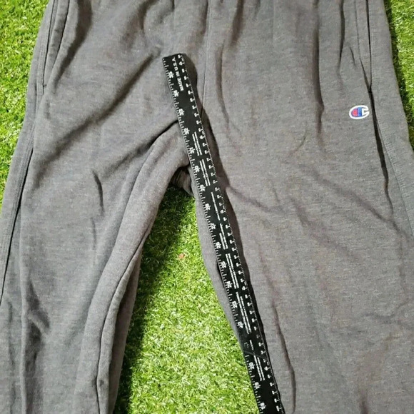 Champion Sweatpants Men's Size Large L Pocket Embroidered Logo Heathered Gray - Picture 7 of 9